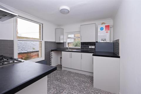 3 bedroom maisonette for sale, Canterbury Road, Whitstable