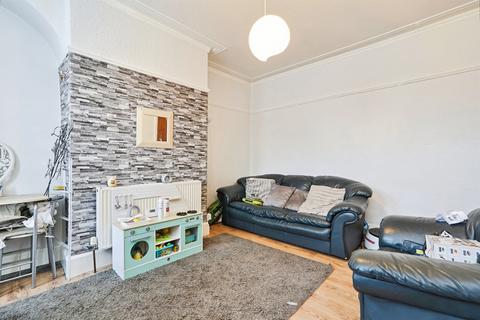 undefined, Sutherland Mount, Leeds