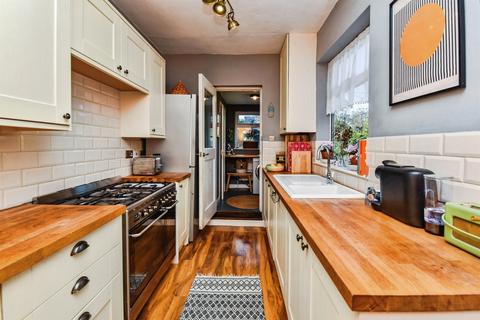 3 bedroom semi-detached house for sale, West Street, TROWBRIDGE