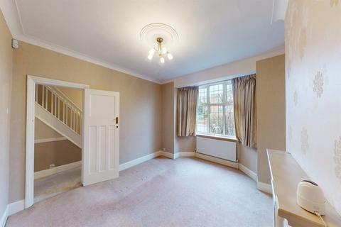 undefined, Palmerston Road, Buckhurst Hill, IG9