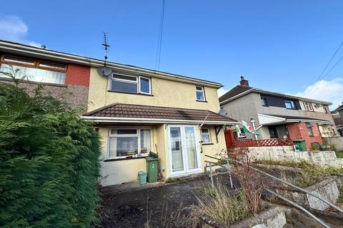 3 bedroom semi-detached house for sale, Heol-Y-Mynydd, Gilfach Goch, Porth