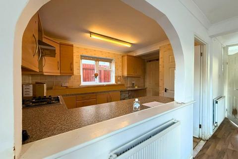 3 bedroom semi-detached house for sale, Heol-Y-Mynydd, Gilfach Goch, Porth