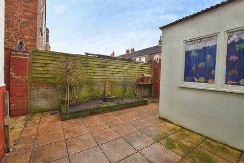 undefined, Huntingdon Street, Hull
