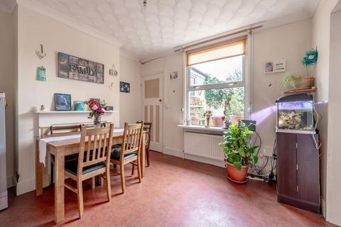 2 bedroom semi-detached house for sale, Church Road, Gorleston