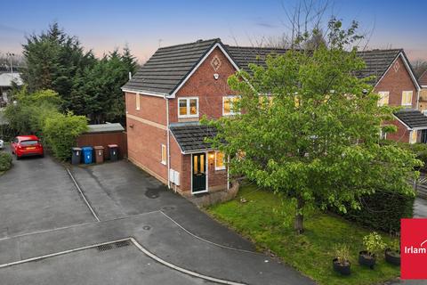 3 bedroom end of terrace house for sale, Calamanco Way, Irlam, M44