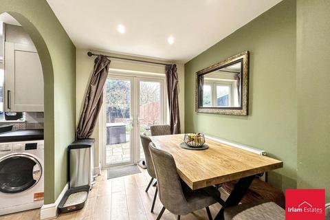 3 bedroom end of terrace house for sale, Calamanco Way, Irlam, M44