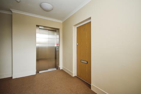 2 bedroom apartment for sale, Manor Court, Leamington Spa