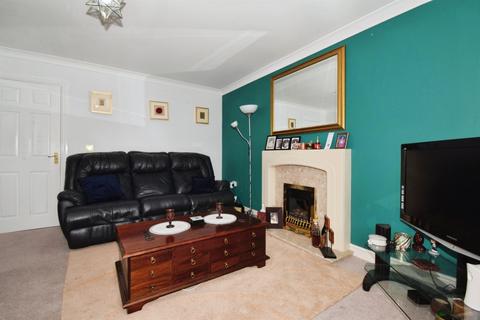 5 bedroom semi-detached house for sale, Erringtons Close, Oadby, Leicester