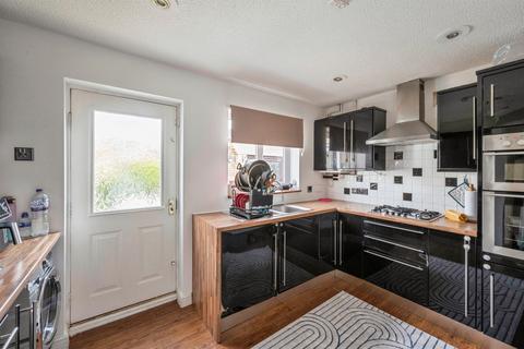 3 bedroom detached house for sale, Shuttle Close, Rossington, Doncaster