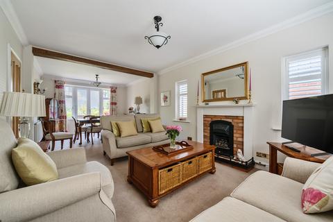 3 bedroom detached house for sale, Enfield Road, Enfield