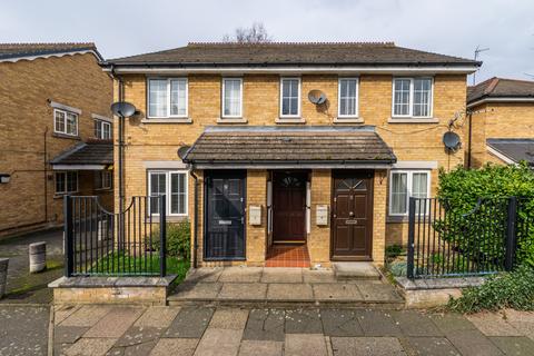 1 bedroom apartment to rent, Bodmin Street London SW18