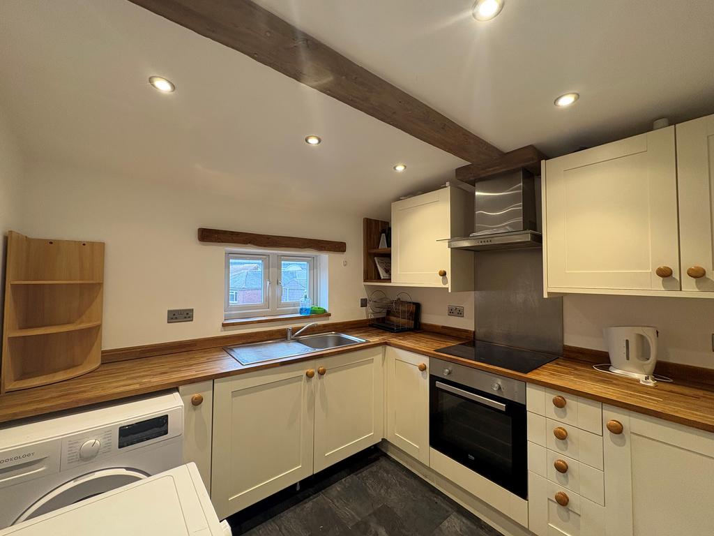 One bedroom flat victoria road