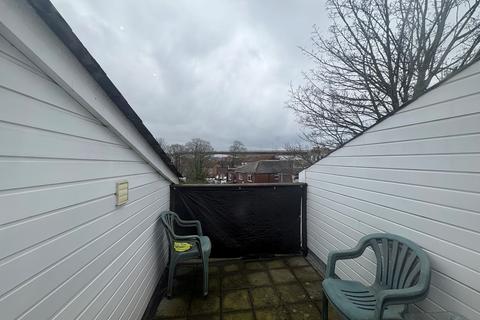 1 bedroom flat to rent, Victoria Road, Southampton, SO19