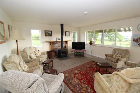 4 bedroom detached house to rent, Morchard Bishop, Crediton
