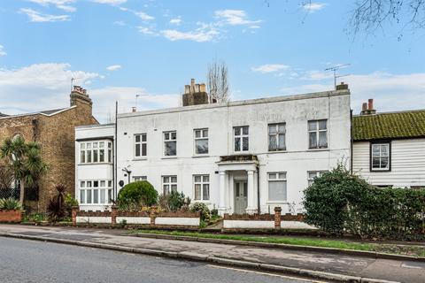 Chase Side, Enfield