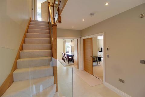 5 bedroom detached house for sale, Vineyards Road, Northaw EN6
