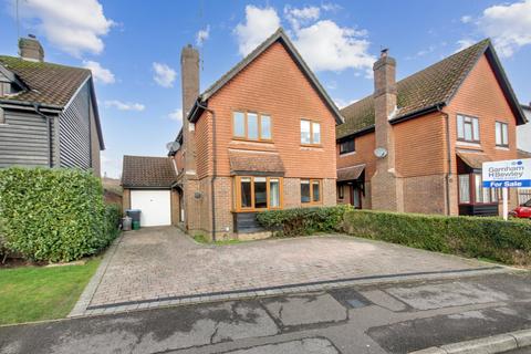 4 bedroom link detached house for sale, Victoria Way, East Grinstead, RH19
