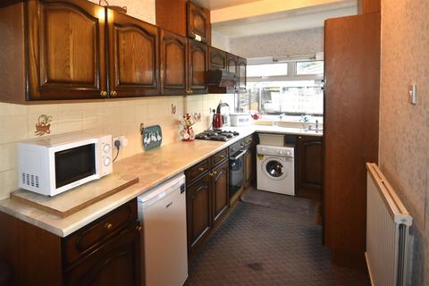 3 bedroom end of terrace house for sale, George Street, Snaith