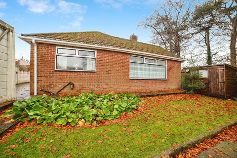 3 bedroom detached bungalow for sale, Pennine Drive, Alfreton DE55