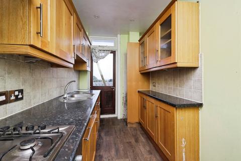 2 bedroom flat for sale, Royal Parade, Eastbourne