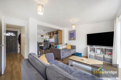 2 bedroom terraced house for sale, Claughton Road, London, E13
