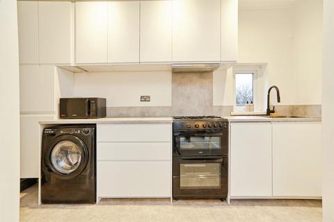 undefined, Park Avenue, Pudsey