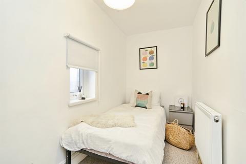 undefined, Park Avenue, Pudsey