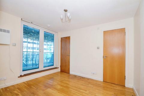 2 bedroom flat for sale, Lyon Road, Harrow