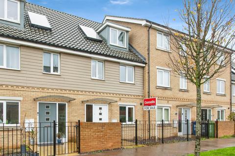 Sterling Way, Upper Cambourne, Cambridge