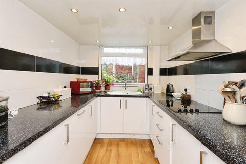 2 bedroom semi-detached bungalow for sale, Windsor Road, Carlton-In-Lindrick, Worksop