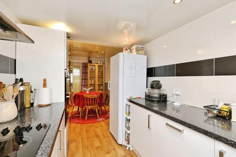 2 bedroom semi-detached bungalow for sale, Windsor Road, Carlton-In-Lindrick, Worksop