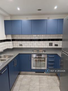 2 bedroom flat to rent, Viridian Apartments, London, SW8