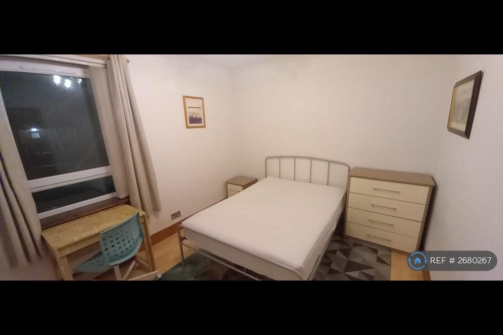 Bedroom 2a