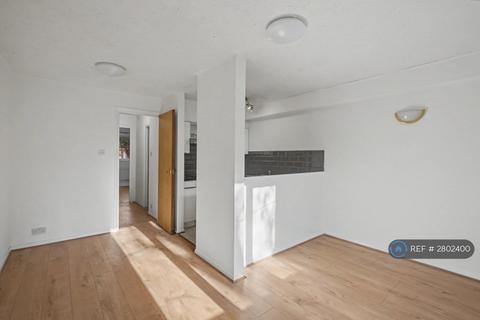 1 bedroom flat to rent, Pavilion Way, Edgware, HA8