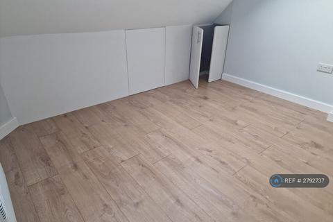 2 bedroom maisonette to rent, Hillside Avenue, Wembley, HA9