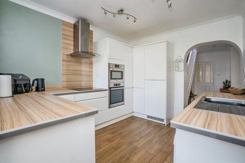 5 bedroom bungalow for sale, Chantry Road, Gosport