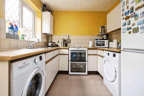 2 bedroom end of terrace house for sale, Perivale Way, STOURBRIDGE
