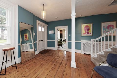 undefined, Brent Hill, Faversham
