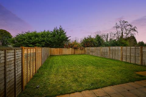 3 bedroom detached house for sale, Pear Tree Orchard, Bapchild, SITTINGBOURNE
