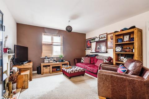 undefined, Dorney Road, Swindon