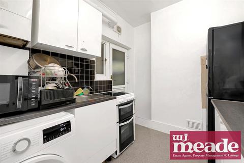 undefined, Mathews Park Avenue, Stratford, E15