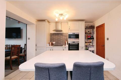 4 bedroom detached house for sale, Wood Close, Strensall, York