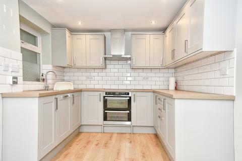 3 bedroom end of terrace house for sale, Crabtree Lane, CIRENCESTER