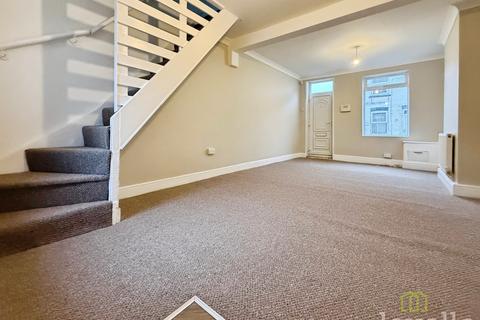 2 bedroom terraced house to rent, Linden Terrace , Gainsborough DN21
