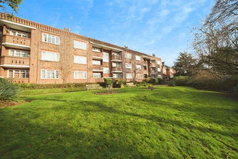 undefined, New Bedford Road, Luton