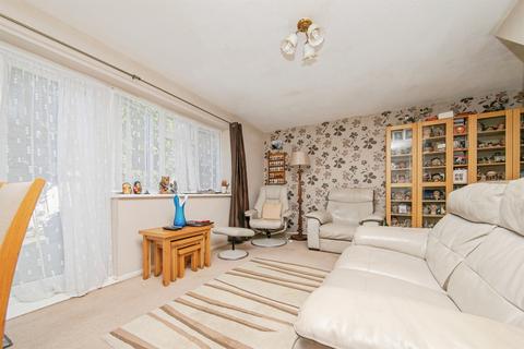 3 bedroom semi-detached house for sale, Patmore Road, Colchester