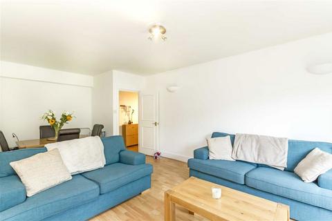2 bedroom flat to rent, Roland Gardens, London SW7