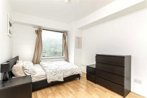 2 bedroom flat to rent, Roland Gardens, London SW7
