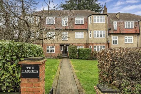 2 bedroom apartment for sale, Palmsterston Road, Buckhurst Hill, IG9