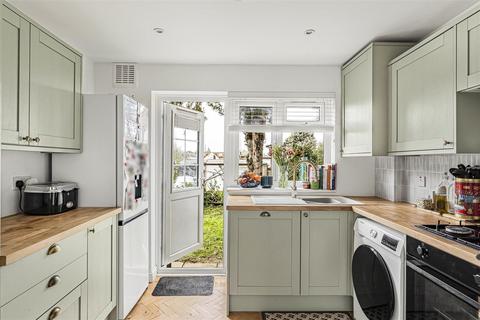 2 bedroom apartment for sale, Palmsterston Road, Buckhurst Hill, IG9